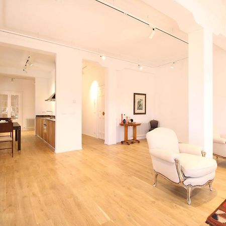 Exclusive And Luminous Apartment In The Coolest Area Of Bilbao Buitenkant foto